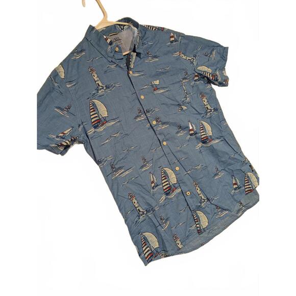 Izod Saltwater Nautical Sailboat Lighthouse Button Up Short Sleeve Shirt Mens L - Picture 2 of 6